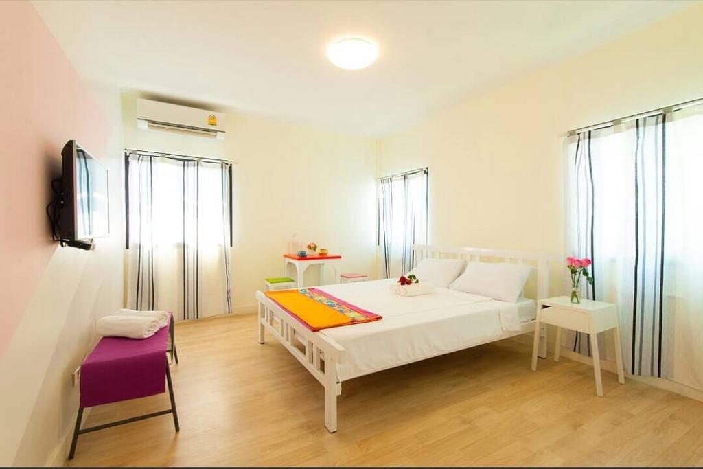 My Thai Hostel Bangkok Dış mekan fotoğraf