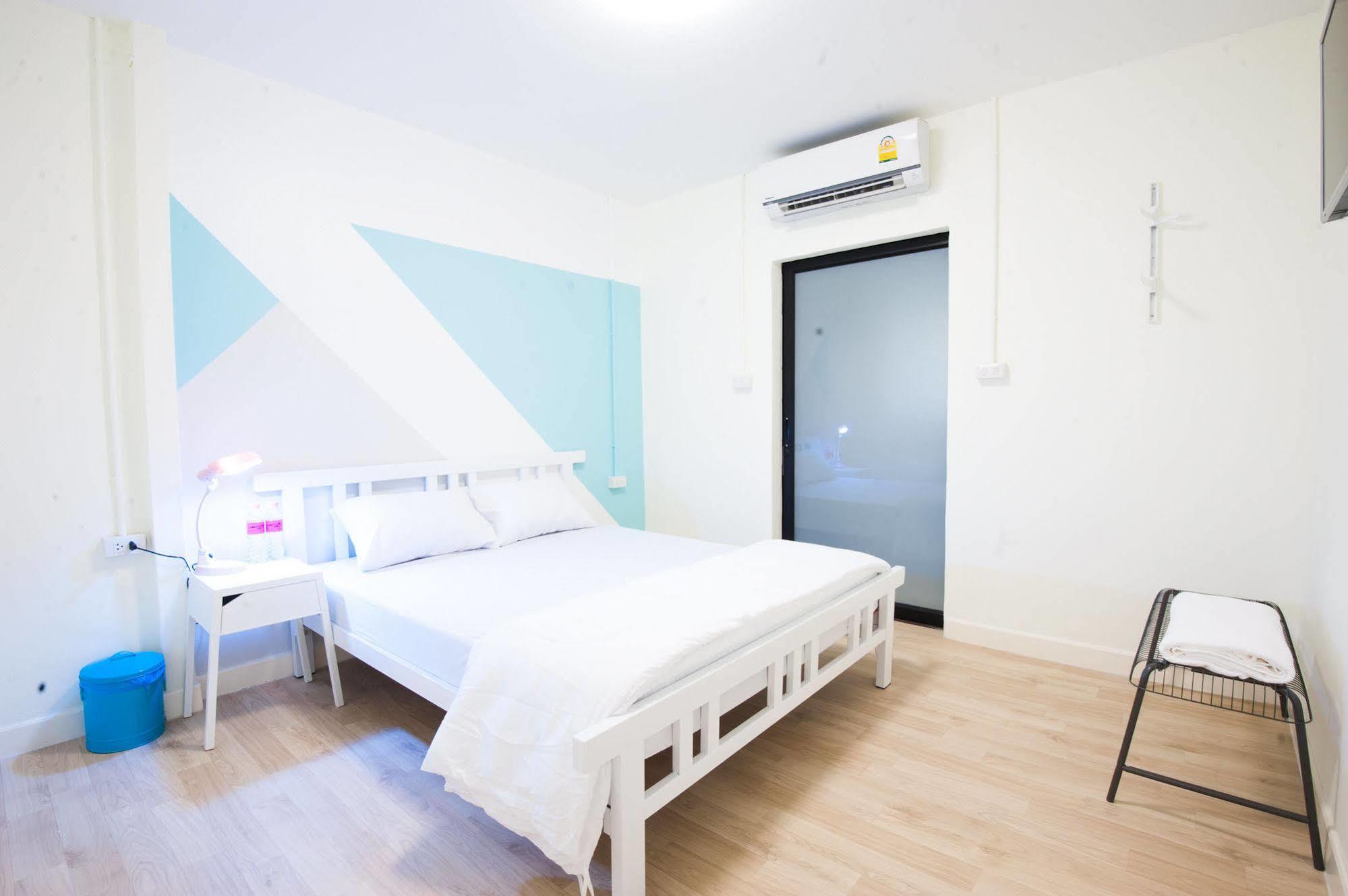 My Thai Hostel Bangkok Dış mekan fotoğraf
